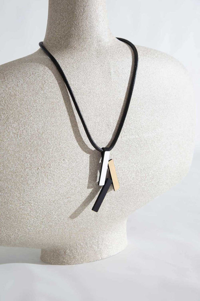Necklace | Ray Pendant - Silver/Black/Gold