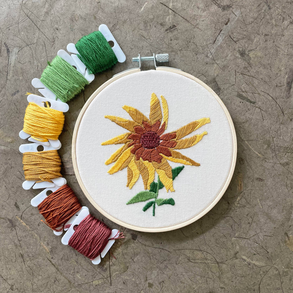 Black Eyed Susan (5") - DIY Embroidery Kit