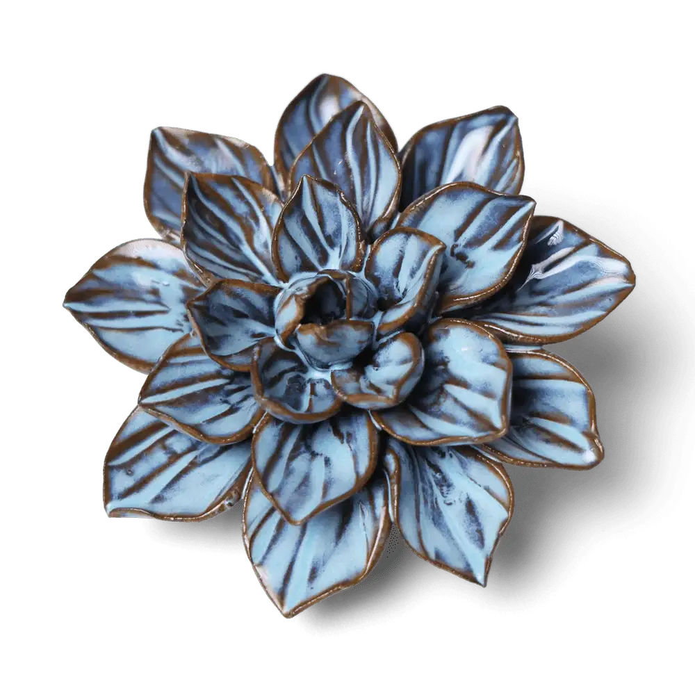 Seasonal Blue Frikartii Aster Table Decoration Boho