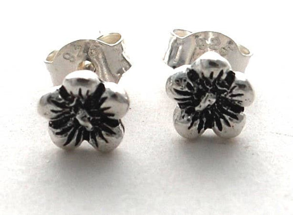 Earrings | Magnolia - sterling silver